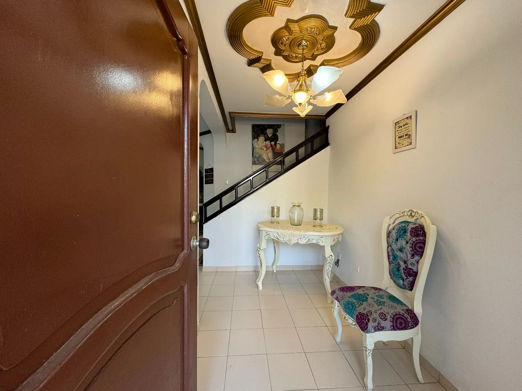 Recibidor del primer piso de Casa 22 en Santa Marta
